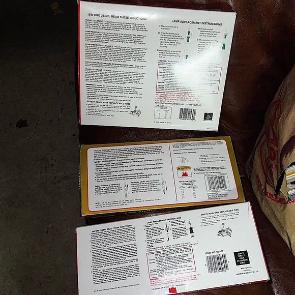 Vintage String Christmas Lights Indoor/ Outdoor 3 Separate Boxes Clear - Picture 9 of 12